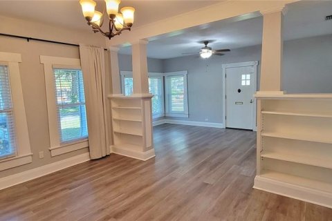 Villa ou maison à louer à Tampa, Floride: 3 chambres, 134.89 m2 № 1895155 - photo 18