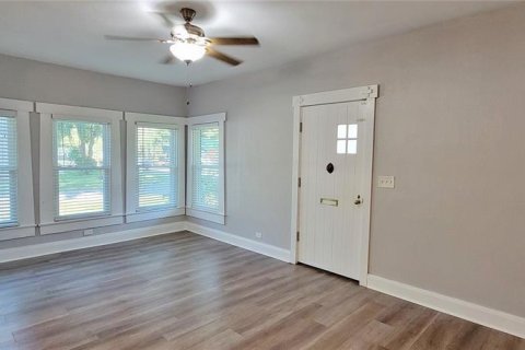 Villa ou maison à louer à Tampa, Floride: 3 chambres, 134.89 m2 № 1895155 - photo 8