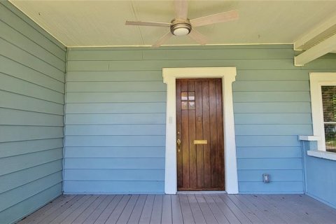 Villa ou maison à louer à Tampa, Floride: 3 chambres, 134.89 m2 № 1895155 - photo 6