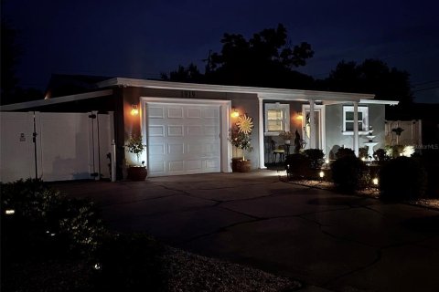Casa en venta en Clearwater, Florida, 3 dormitorios, 139.73 m2 № 1912211 - foto 2