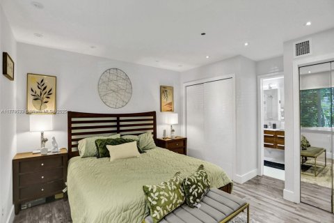 Villa ou maison à louer à Miami Shores, Floride: 4 chambres, 278.71 m2 № 1924408 - photo 6