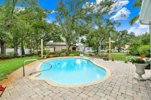 House in Clearwater, Florida 3 bedrooms, 160.44 sq.m. № 2199604 - photo 2