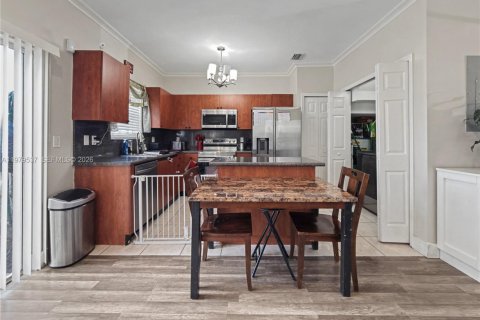 Купить таунхаус в Хомстед, Флорида 3 спальни, 141.03м2, № 2049546 - фото 23