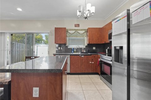 Купить таунхаус в Хомстед, Флорида 3 спальни, 141.03м2, № 2049546 - фото 20