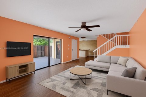 Снять в аренду таунхаус в Делрей-Бич, Флорида 2 спальни, 114.73м2, № 1952878 - фото 7