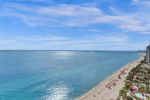 Copropriété à vendre à Sunny Isles Beach, Floride: 3 chambres, 174.01 m2 № 2240506 - photo 18