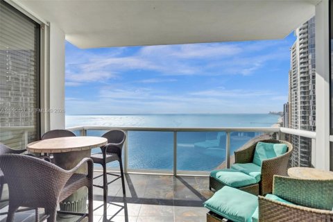 Copropriété à vendre à Sunny Isles Beach, Floride: 3 chambres, 174.01 m2 № 2240506 - photo 8