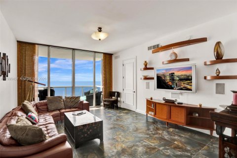 Copropriété à vendre à Sunny Isles Beach, Floride: 3 chambres, 174.01 m2 № 2240506 - photo 6