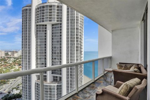 Copropriété à vendre à Sunny Isles Beach, Floride: 3 chambres, 174.01 m2 № 2240506 - photo 27