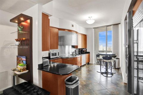 Copropriété à vendre à Sunny Isles Beach, Floride: 3 chambres, 174.01 m2 № 2240506 - photo 24