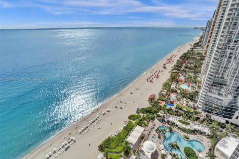 Copropriété à vendre à Sunny Isles Beach, Floride: 3 chambres, 174.01 m2 № 2240506 - photo 15
