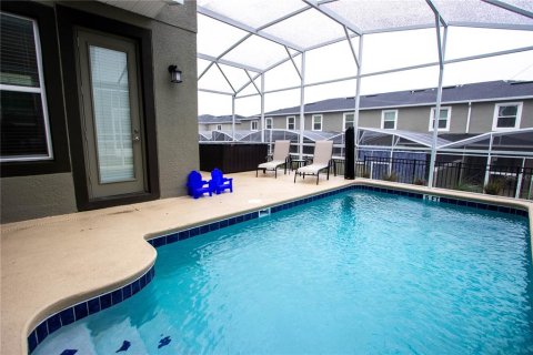 House in Davenport, Florida 5 bedrooms, 286.23 sq.m. № 1591581 - photo 26