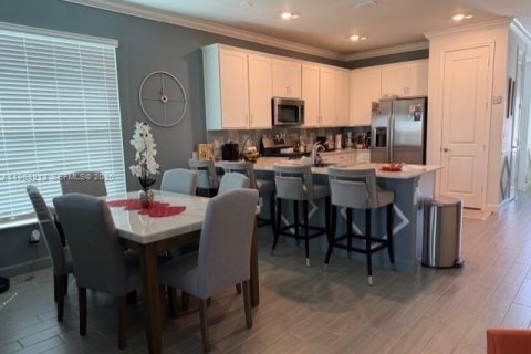 Купить виллу или дом в Порт-Сент-Луси, Флорида 3 спальни, 149.57м2, № 2025884 - фото 6