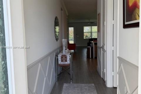 Купить виллу или дом в Порт-Сент-Луси, Флорида 3 спальни, 149.57м2, № 2025884 - фото 18