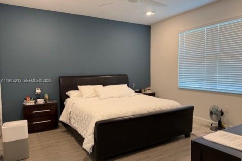 Купить виллу или дом в Порт-Сент-Луси, Флорида 3 спальни, 149.57м2, № 2025884 - фото 10