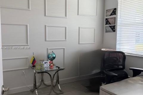 Купить виллу или дом в Порт-Сент-Луси, Флорида 3 спальни, 149.57м2, № 2025884 - фото 14