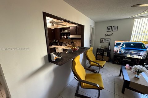 Copropriété à vendre à Sunny Isles Beach, Floride: 1 chambre, 67.35 m2 № 2049219 - photo 5