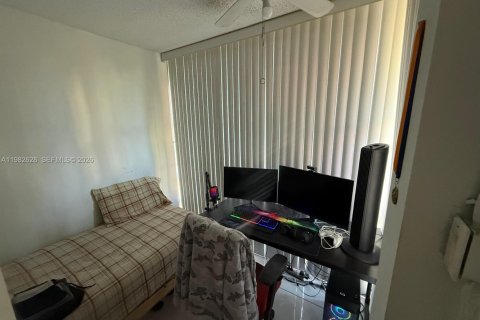 Copropriété à vendre à Sunny Isles Beach, Floride: 1 chambre, 67.35 m2 № 2049219 - photo 14