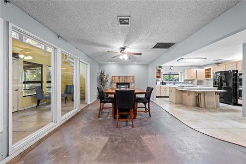Casa en venta en Kissimmee, Florida, 4 dormitorios, 256.41 m2 № 1902992 - foto 26