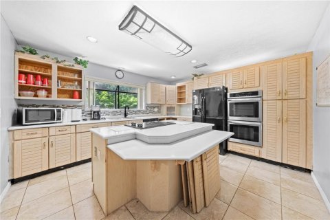 Casa en venta en Kissimmee, Florida, 4 dormitorios, 256.41 m2 № 1902992 - foto 18