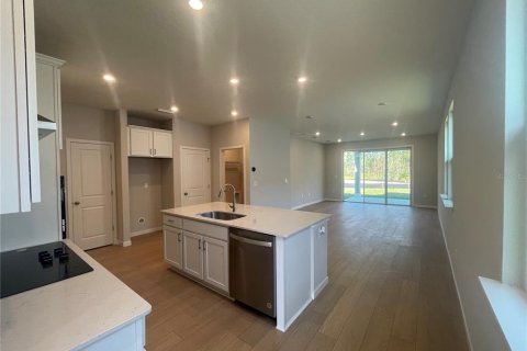 House in Palm Coast, Florida 4 bedrooms, 142.42 sq.m. № 1415790 - photo 8