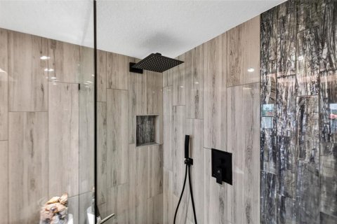 Condominio en venta en Saint Petersburg, Florida, 1 dormitorio, 69.21 m2 № 2197381 - foto 20