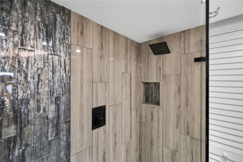 Condominio en venta en Saint Petersburg, Florida, 1 dormitorio, 69.21 m2 № 2197381 - foto 19