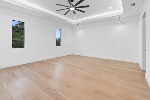 Casa en venta en Tampa, Florida, 5 dormitorios, 317.73 m2 № 1650923 - foto 21