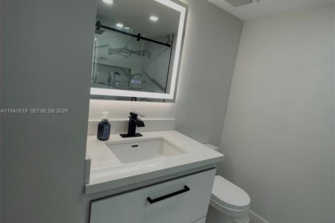 Copropriété à vendre à Miami, Floride: 2 chambres, 101.91 m2 № 1999733 - photo 9