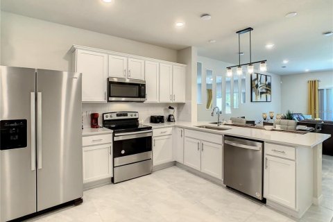 Touwnhouse à louer à Kissimmee, Floride: 3 chambres, 157.84 m2 № 2403018 - photo 8
