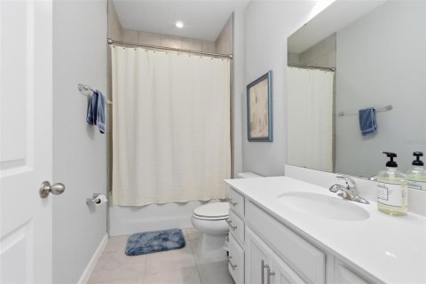House in DeLand, Florida 3 bedrooms, 139.35 sq.m. № 2313398 - photo 19