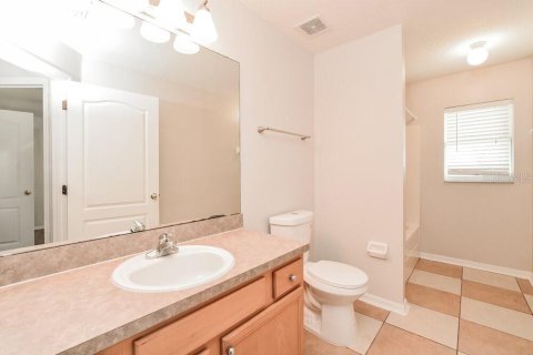 Villa ou maison à louer à Minneola, Floride: 4 chambres, 229.93 m2 № 2426860 - photo 15