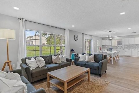 Casa en alquiler en Davenport, Florida, 4 dormitorios, 176.14 m2 № 1900500 - foto 4