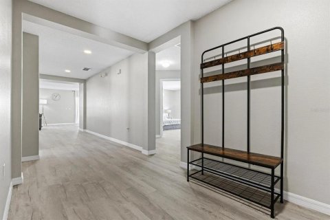 Casa en alquiler en Davenport, Florida, 4 dormitorios, 176.14 m2 № 1900500 - foto 24