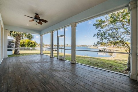 Villa ou maison à vendre à Apollo Beach, Floride: 3 chambres, 176.79 m2 № 2098848 - photo 27