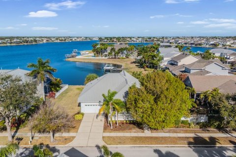 Villa ou maison à vendre à Apollo Beach, Floride: 3 chambres, 176.79 m2 № 2098848 - photo 30