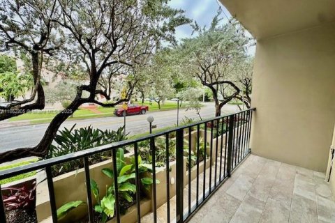 Condo in Coral Gables, Florida, 2 bedrooms  № 1890812 - photo 30