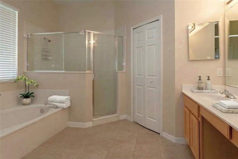Villa ou maison à vendre à Oviedo, Floride: 4 chambres, 241.36 m2 № 2405247 - photo 11