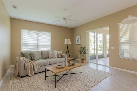 Villa ou maison à vendre à Oviedo, Floride: 4 chambres, 241.36 m2 № 2405247 - photo 6