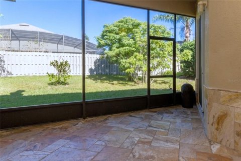Villa ou maison à vendre à Oviedo, Floride: 4 chambres, 241.36 m2 № 2405247 - photo 16