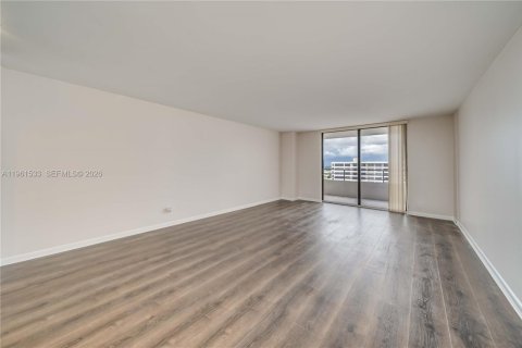 Condominio en alquiler en Hallandale Beach, Florida, 2 dormitorios, 118.91 m2 № 2025867 - foto 26