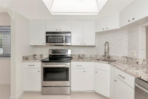 Condo in Osprey, Florida, 2 bedrooms № 2133211 - photo 15