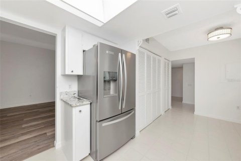 Condo in Osprey, Florida, 2 bedrooms № 2133211 - photo 14