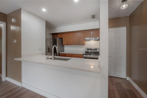 Copropriété à louer à Tampa, Floride: 2 chambres, 95.88 m2 № 2354455 - photo 8