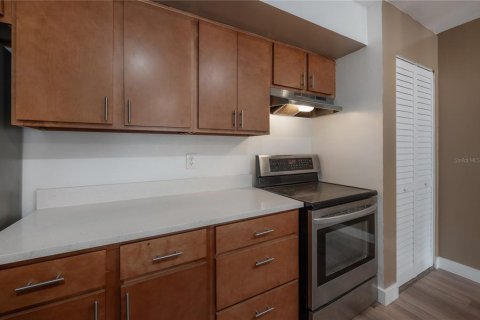 Copropriété à louer à Tampa, Floride: 2 chambres, 95.88 m2 № 2354455 - photo 12