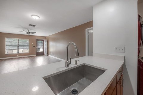 Copropriété à louer à Tampa, Floride: 2 chambres, 95.88 m2 № 2354455 - photo 10