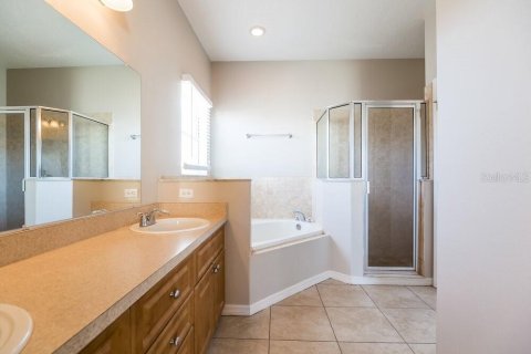 Villa ou maison à louer à Kissimmee, Floride: 3 chambres, 165.92 m2 № 1844313 - photo 12
