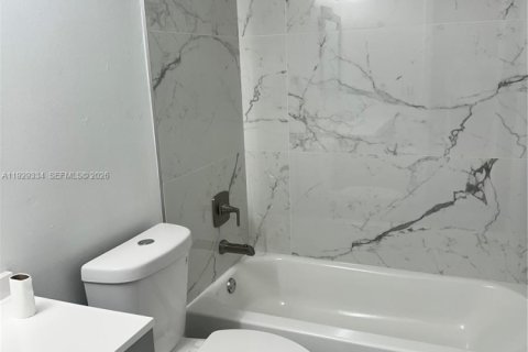Copropriété à louer à Miami, Floride: 2 chambres № 1996906 - photo 15