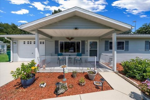 House in Ocala, Florida 2 bedrooms, 89.19 sq.m. № 2299674