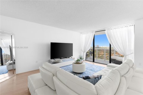 Купить кондоминиум в Авентура, Флорида 1 спальня, 83.24м2, № 2035880 - фото 17